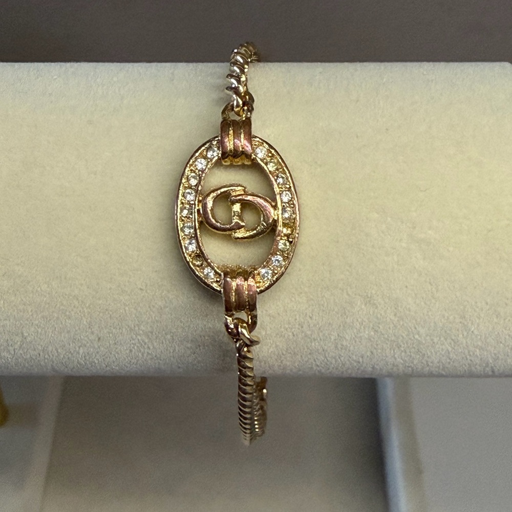 ✨Authentic Vintage Dior Gold Chain Bracelet with Logo Charm - Picture 3 of 7